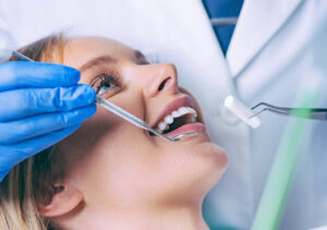 “Same-Day Dental Implant Services in Lahore by Dental Avenue Hospital – Expert Implant Dentists Offering Quick Tooth Replacement”